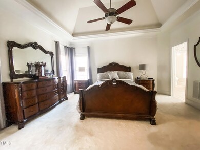 Master-Bedroom