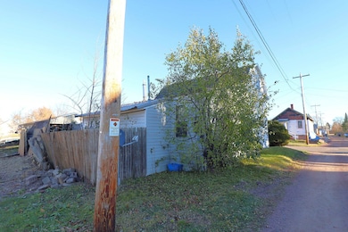 311 7th St W, Ashland, WI 54806 - photo 5