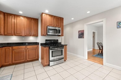 5090 Washington St unit 2, West Roxbury, MA 02132 - photo 6