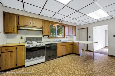 739 Cherry St, Scranton, PA 18505 - photo 7