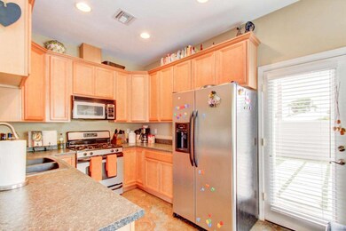 4219 N 44th Place, Phoenix, AZ 85018 - photo 3