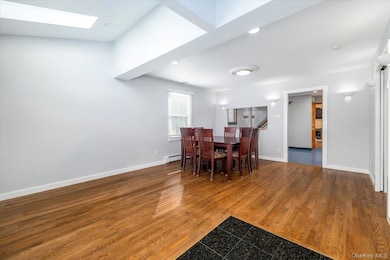 31 Alice St, Merrick, NY 11566 - photo 4