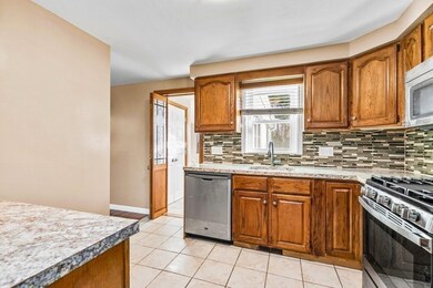 44 Roundtop Rd, Framingham, MA 01701 - photo 6