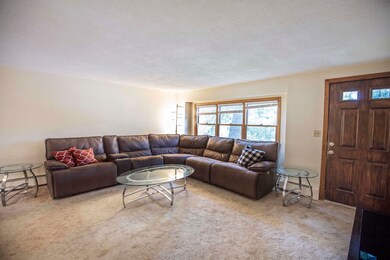 65 Robin Hood Rd, Nashua, NH 03062 - photo 5