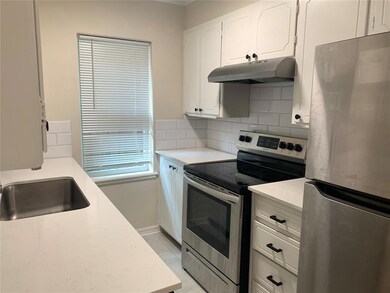 2419 N Harvey Ave unit 4, Oklahoma City, OK 73103 - photo 4