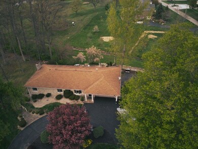 1524 W Deborah Dr, Greensburg, IN 47240 - photo 2