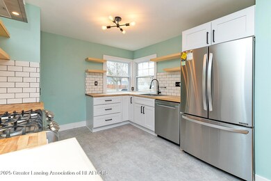 1824 S Rundle Ave, Lansing, MI 48910 - photo 6