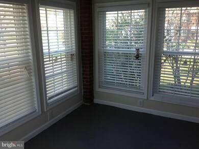 2805 East Ave, District Heights, MD 20747 - photo 5