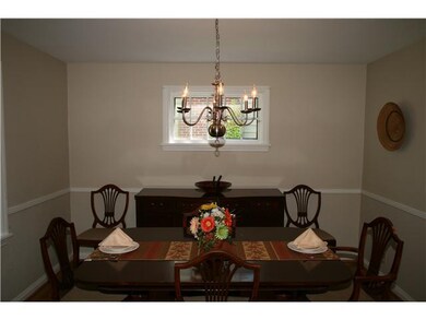 Dining Room. This comfortable dining room is warm 