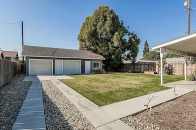 2233 14th Ave, Kingsburg, CA 93631 - photo 4
