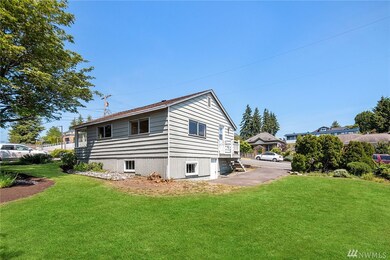 660 Dayton St, Edmonds, WA 98020 - photo 3