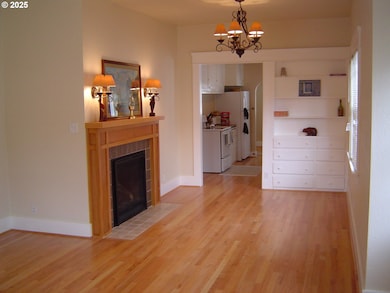 375 W 17th Ave, Eugene, OR 97401 - photo 4