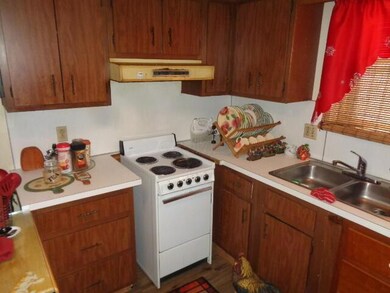 6216 Willowcrest Dr, Columbus, OH 43229 - photo 7