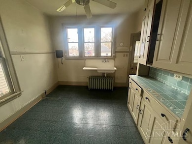 805 Mary Etta St, Middletown, OH 45042 - photo 5