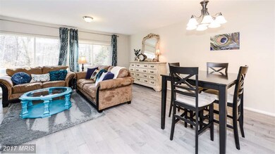 2281 Chestnut Burr Ct, Reston, VA 20191 - photo 5