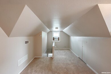 1257 Calapooia St SW, Albany, OR 97321 - photo 2