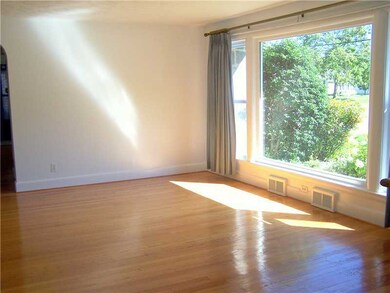 9 George St, Warwick, RI 02888 - photo 3