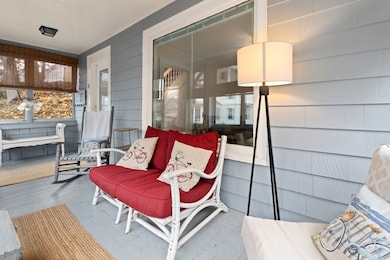 17 Cliff St, Salem, MA 01970 - photo 4