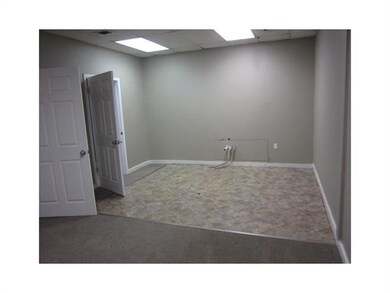 1800 N Causeway Blvd unit 111, Mandeville, LA 70471 - photo 7