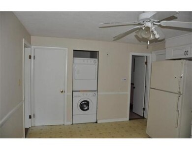 98 Hathaway Cir unit 98, Arlington, MA 02476 - photo 5