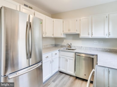 1121 N Taylor St unit C, Arlington, VA 22201 - photo 4