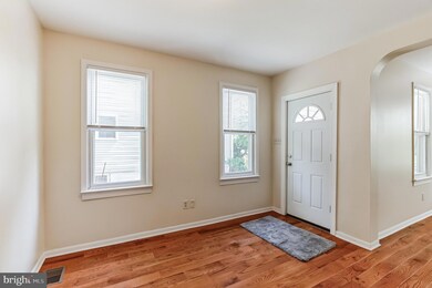 323 Linden St, Moorestown, NJ 08057 - photo 5
