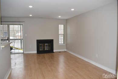 6142 Cedar Ct, Monmouth Junction, NJ 08852 - photo 2