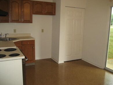 1604 Hastings Rd, Bethlehem, PA 18017 - photo 5