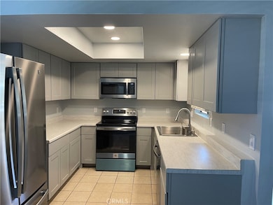 5301 E Waverly Dr unit 212, Palm Springs, CA 92264 - photo 4