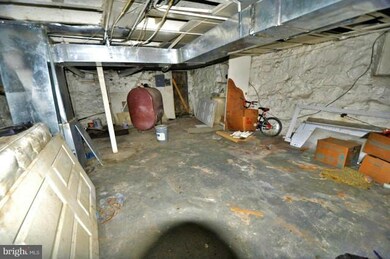 1075 Ellicott Dr, Baltimore, MD 21216 - photo 7