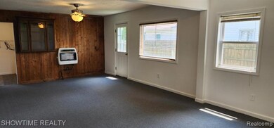 9825 Willow Ct, Clay, MI 48001 - photo 5