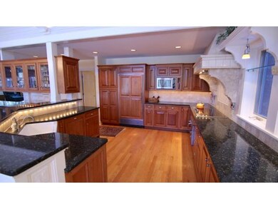 Pass thru to dining room
