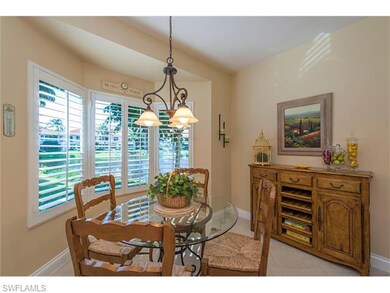 Breakfast Area with Lake Views