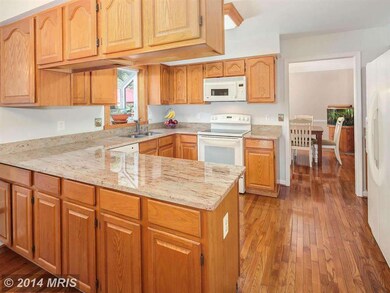 17269 Pickwick Dr, Purcellville, VA 20132 - photo 7