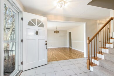 Tiled Foyer Open Layout