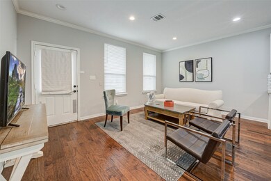 921 Kern St, Houston, TX 77009 - photo 5