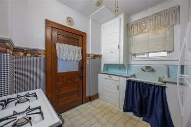 923 Concord Ave SW, Canton, OH 44710 - photo 6