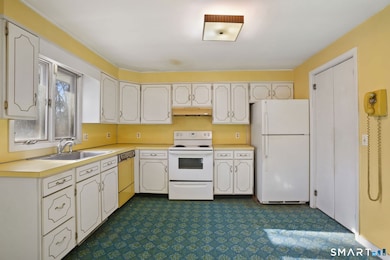 18 Osborne Hill Rd, Newtown, CT 06482 - photo 6