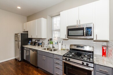 1838 W Augusta Blvd unit 1R, Chicago, IL 60622 - photo 4