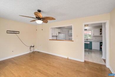 527 Jester Ln, Charlottesville, VA 22911 - photo 6