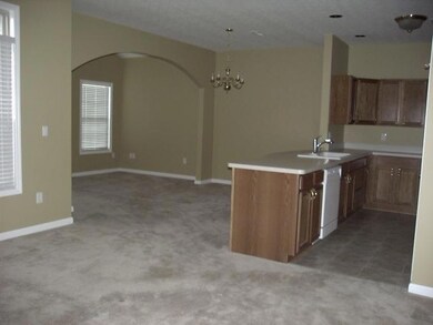 101 Camber Dr unit 101, Circleville, OH 43113 - photo 5