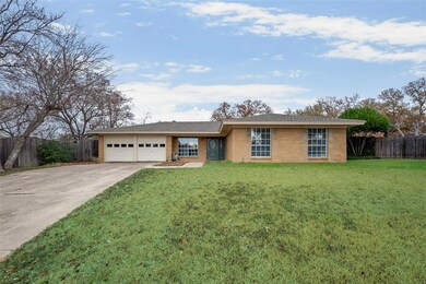 1125 Shady Elm Ct, Bedford, TX 76021 - photo 3