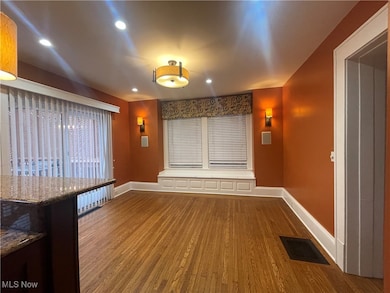 1451 W 116th St, Cleveland, OH 44102 - photo 4