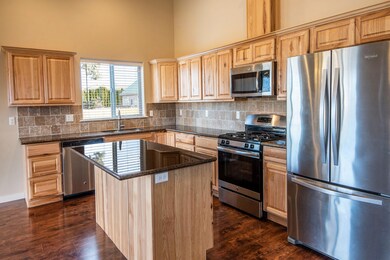 2101 NW Larchleaf Ln Redmond-print-006-0