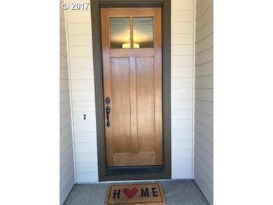 83 Grizzly Ave, Eugene, OR 97404 - photo 4