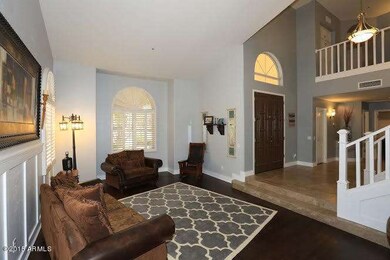 30 LIVING ROOM