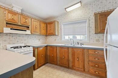 862 Mayhew Turnpike unit 10, Bristol, NH 03222 - photo 7