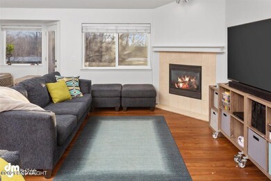 52-Living Room_DMD_8682