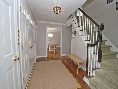 Entry/Foyer.