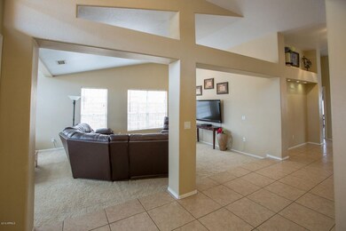 Vaulted Ceilings & Custom Niches